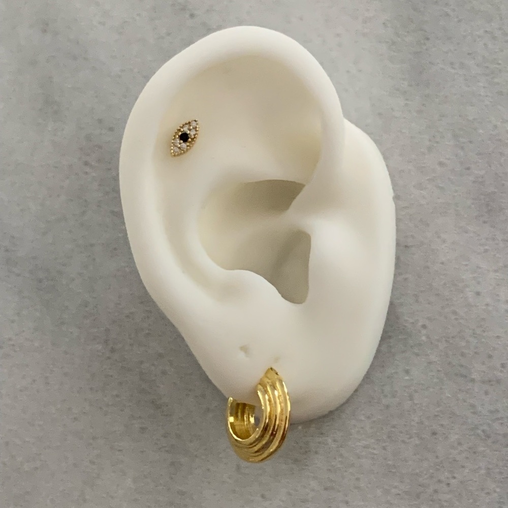 18K Gold Chunky Thick Hoop Earrings Brand New